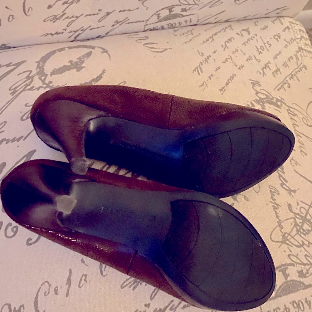 Heels - Picture 4 of 7